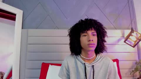 Snapshot of johan_gz_ chatting on November 2025 11:40:02 AM Johan online show from November 2025 11:40:02 AM