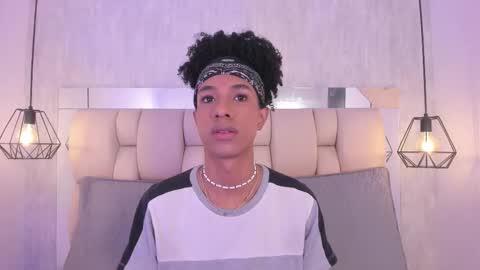 Snapshot of johan_gz_ chatting on December 2025 11:37:01 AM Johan online show from December 2025 11:37:01 AM