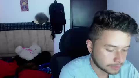 Snapshot of johanleonsweetboy chatting on September 2025 09:18:01 PM JOHAN independient model online show from September 2025 09:18:01 PM