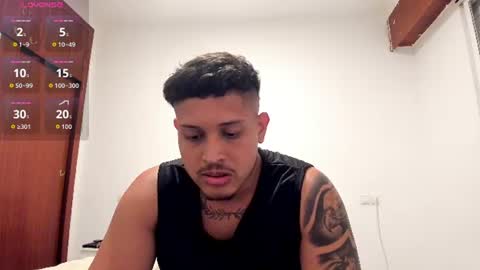 Snapshot of johansmith__ chatting on June 2026 07:01:02 PM Johan Smith online show from June 2026 07:01:02 PM