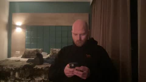 johnny online show from December 2024 01:39:01 AM