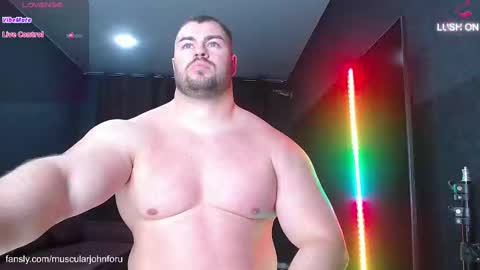 Snapshot of john_and_kiss chatting on February 2025 02:33:01 PM john and kiss online show from February 2025 02:33:01 PM