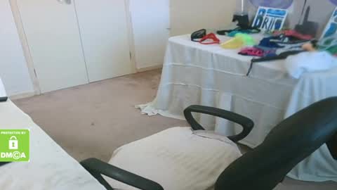 Snapshot of john_little_one chatting on February 2025 01:02:01 PM JOHN online show from February 2025 01:02:01 PM