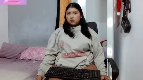 Snapshot of john_ssnow29 chatting on January 2025 01:30:01 PM john_ssnow29 online show from January 2025 01:30:01 PM