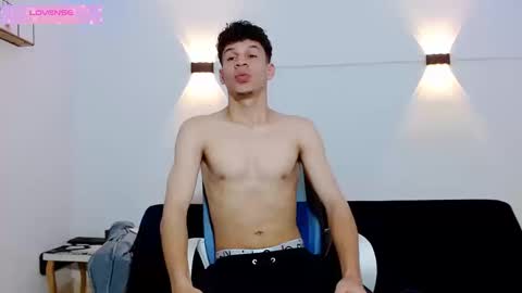 Snapshot of john_ssnow29 chatting on September 2025 01:12:02 PM john_ssnow29 online show from September 2025 01:12:02 PM