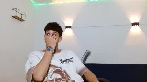 Snapshot of john_ssnow29 chatting on October 2025 08:45:02 AM john_ssnow29 online show from October 2025 08:45:02 AM