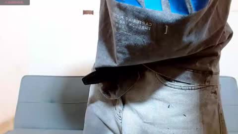 Snapshot of john_ssnow29 chatting on November 2025 08:46:02 AM john_ssnow29 online show from November 2025 08:46:02 AM