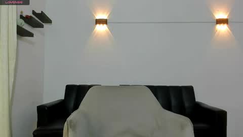 john_ssnow29 online show from May 2026 12:13:01 PM