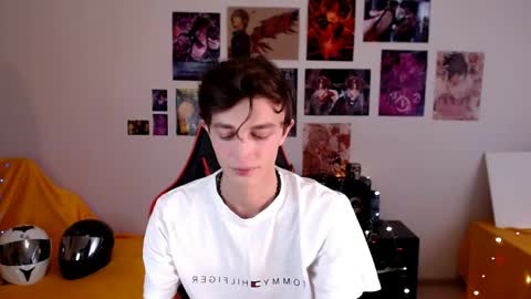 Snapshot of john_winx chatting on May 2026 06:09:01 AM john_winx online show from May 2026 06:09:01 AM