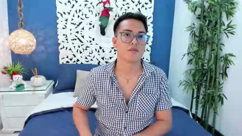 Snapshot of johnbelrose chatting on November 2025 07:19:02 PM johnbelrose online show from November 2025 07:19:02 PM