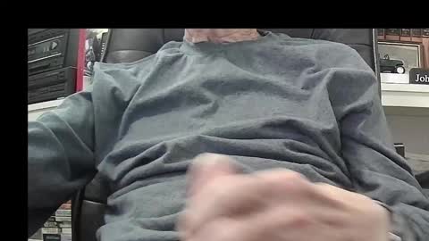 Snapshot of johngp777 chatting on December 2024 09:28:01 PM johngp777 online show from December 2024 09:28:01 PM