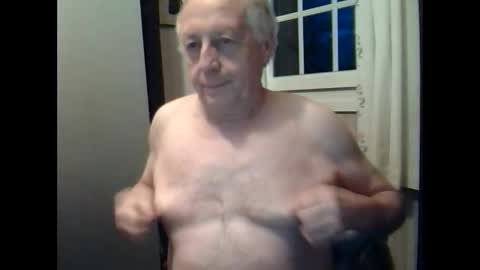 Snapshot of johnjohn6226623 chatting on February 2025 05:23:02 PM johnjohn6226 online show from February 2025 05:23:02 PM