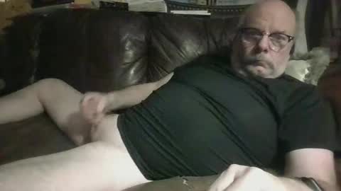 Snapshot of johnny61m chatting on January 2025 06:33:02 AM Johnny online show from January 2025 06:33:02 AM