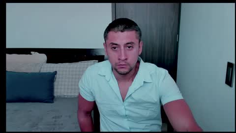 Johnny online show from January 2025 07:40:01 PM