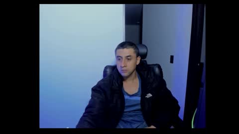 Johnny online show from November 2025 12:21:01 AM