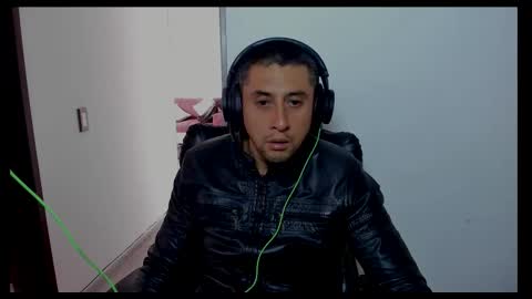 Johnny online show from December 2025 05:11:02 PM