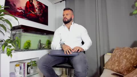 JOHNNY online show from February 2025 11:26:01 PM