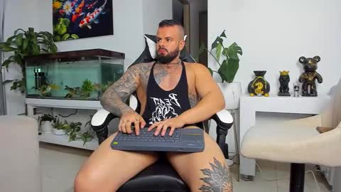 JOHNNY online show from September 2025 12:22:02 AM