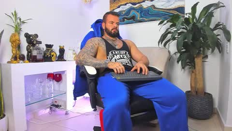 JOHNNY online show from February 2026 01:10:02 AM