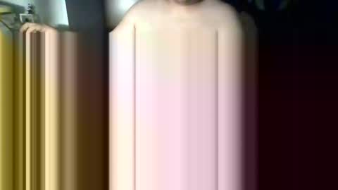 johnnyl1999 online show from February 2025 12:36:01 PM