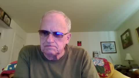 johnnymunch online show from October 2025 12:20:01 PM