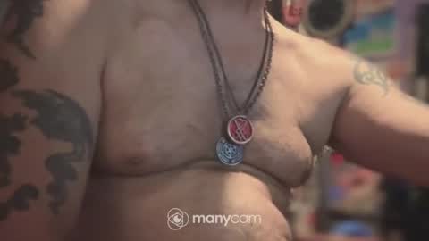 Snapshot of johnnyshung1 chatting on February 2025 05:42:02 AM johnnyshung1 online show from February 2025 05:42:02 AM