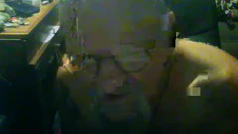 Snapshot of johnnyshung1 chatting on October 2025 09:15:01 PM johnnyshung1 online show from October 2025 09:15:01 PM