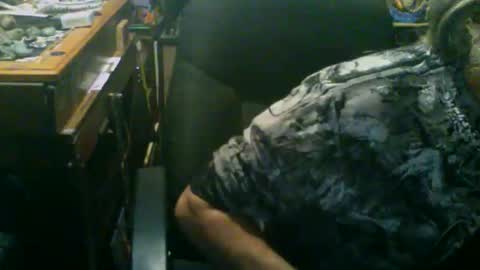 Snapshot of johnnyshung1 chatting on November 2025 03:14:02 PM johnnyshung1 online show from November 2025 03:14:02 PM