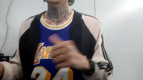 johnsonisaac94  online show from February 2025 05:31:01 AM