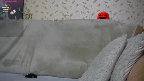 Snapshot of johnstoneisland chatting on October 2025 06:28:02 PM John online show from October 2025 06:28:02 PM