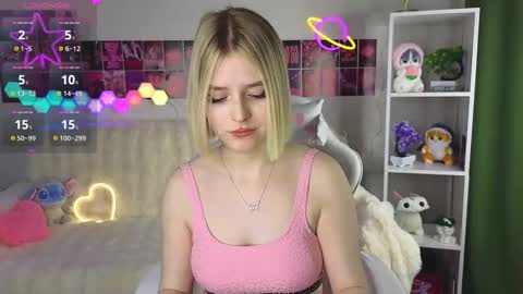 Snapshot of joice_queen chatting on February 2025 01:10:01 AM Paula online show from February 2025 01:10:01 AM