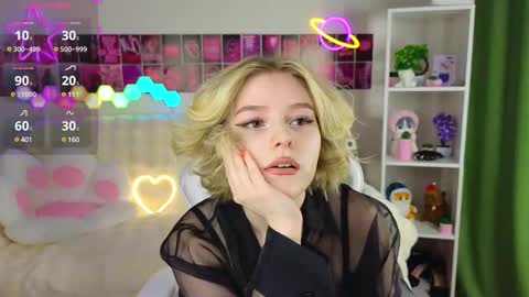 Snapshot of joice_queen chatting on February 2025 09:14:02 PM Paula online show from February 2025 09:14:02 PM