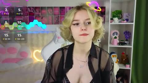 Snapshot of joice_queen chatting on February 2025 03:26:02 AM Paula online show from February 2025 03:26:02 AM