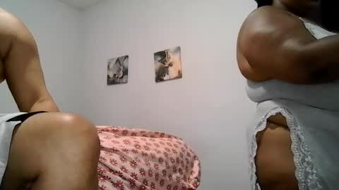 Snapshot of joie_the_monster chatting on July 2026 01:10:02 AM Joie the monster online show from July 2026 01:10:02 AM