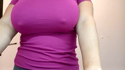 Snapshot of jolenejo chatting on October 2025 08:20:01 PM jolenejo online show from October 2025 08:20:01 PM