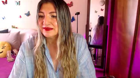 Jolie Mature online show from March 2026 08:13:02 PM