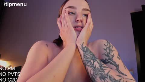 Snapshot of joliejoy chatting on December 2024 04:52:01 PM Jolie My snapchat got deleted. If you were subscribed dm me my former username or scroll down and click on snapchat media online show from December 2024 04:52:01 PM