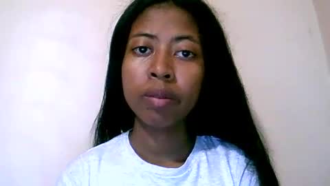 Snapshot of joliekah27 chatting on June 2026 08:20:01 AM joliekah27 online show from June 2026 08:20:01 AM