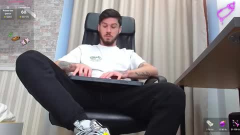 JonahShaw online show from November 2025 05:28:02 AM