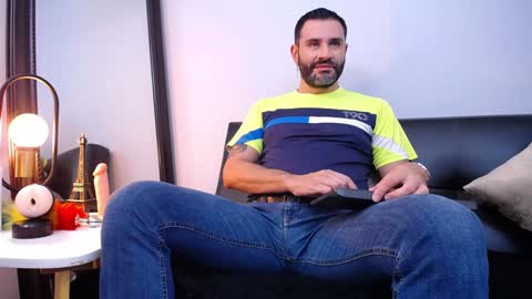  JONAS BEARD  online show from January 2025 07:53:02 PM