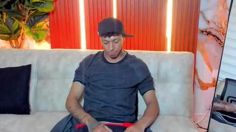 jonathan_guzman_ online show from March 2026 03:33:02 AM