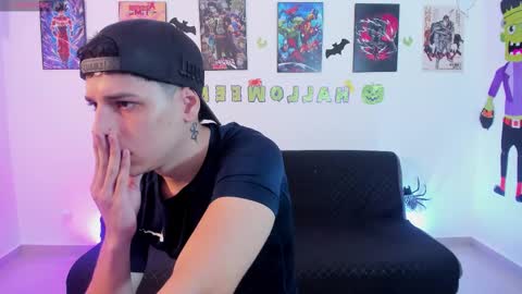 Instagram jonathanfit14 online show from October 2025 11:27:01 PM