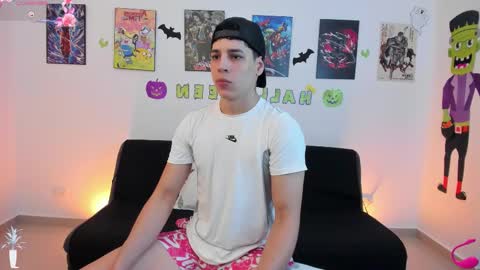 Instagram jonathanfit14 online show from November 2025 09:59:02 PM