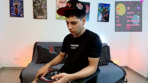 Instagram jonathanfit14 online show from June 2026 09:38:01 PM