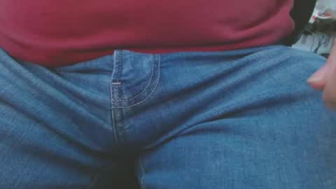 joncpics online show from December 2025 07:54:02 PM