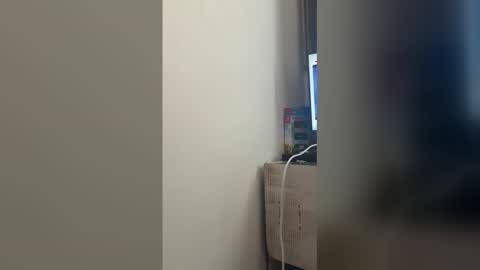 Snapshot of jonlis01 chatting on February 2026 07:03:02 PM jonlis01 online show from February 2026 07:03:02 PM