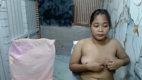 jonna2568 online show from December 2025 02:34:01 PM