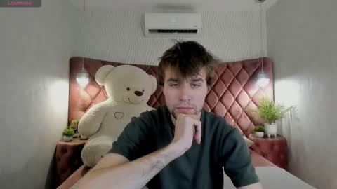 Jonah online show from November 2025 01:03:01 PM