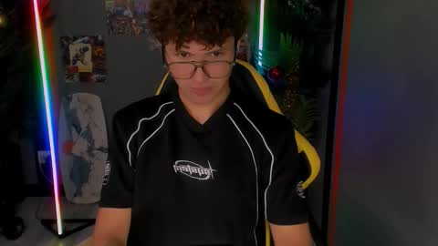 Snapshot of jonny_dark chatting on December 2025 04:24:01 PM Jonny online show from December 2025 04:24:01 PM