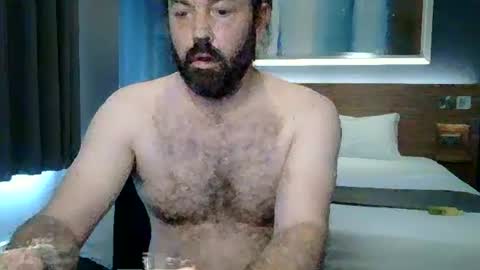 jonnyb9876 online show from December 2025 12:32:01 PM